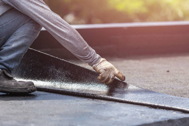 Professional Crawl Space Encapsulation technician working in Mendon, IL